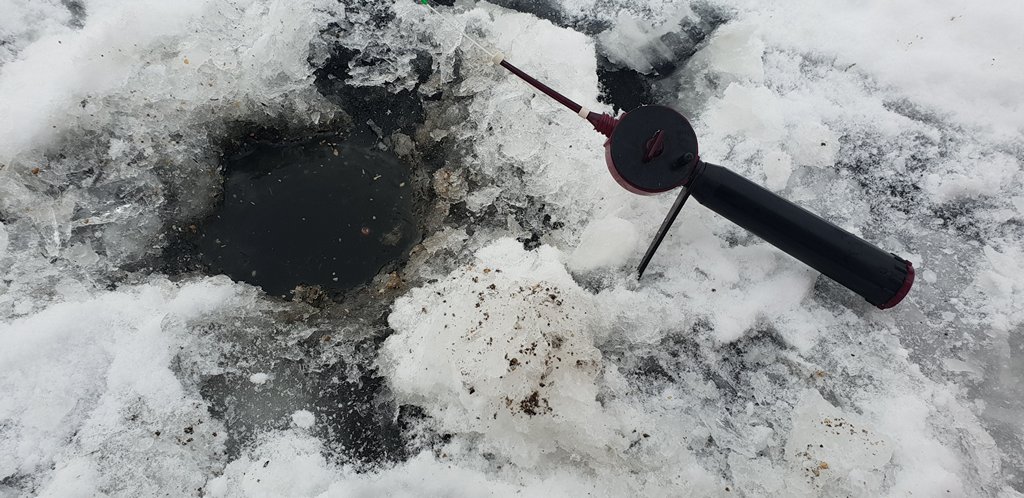 Ловим плотву со льда. Прикормки и прикармливание. Тонкости и нюансы 00001.JPG